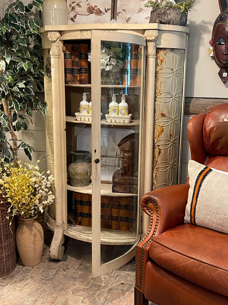 1930s Display/Curio Cabinet