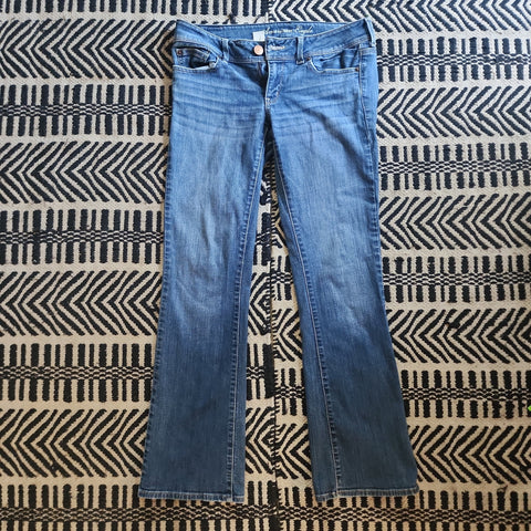 American Eagle Size 6 Woman's Denim Jeans Boot Cut