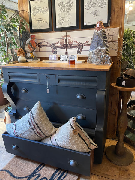 Vintage Empire Farmhouse Dresser in Obsidian Black with Natural Wood Top