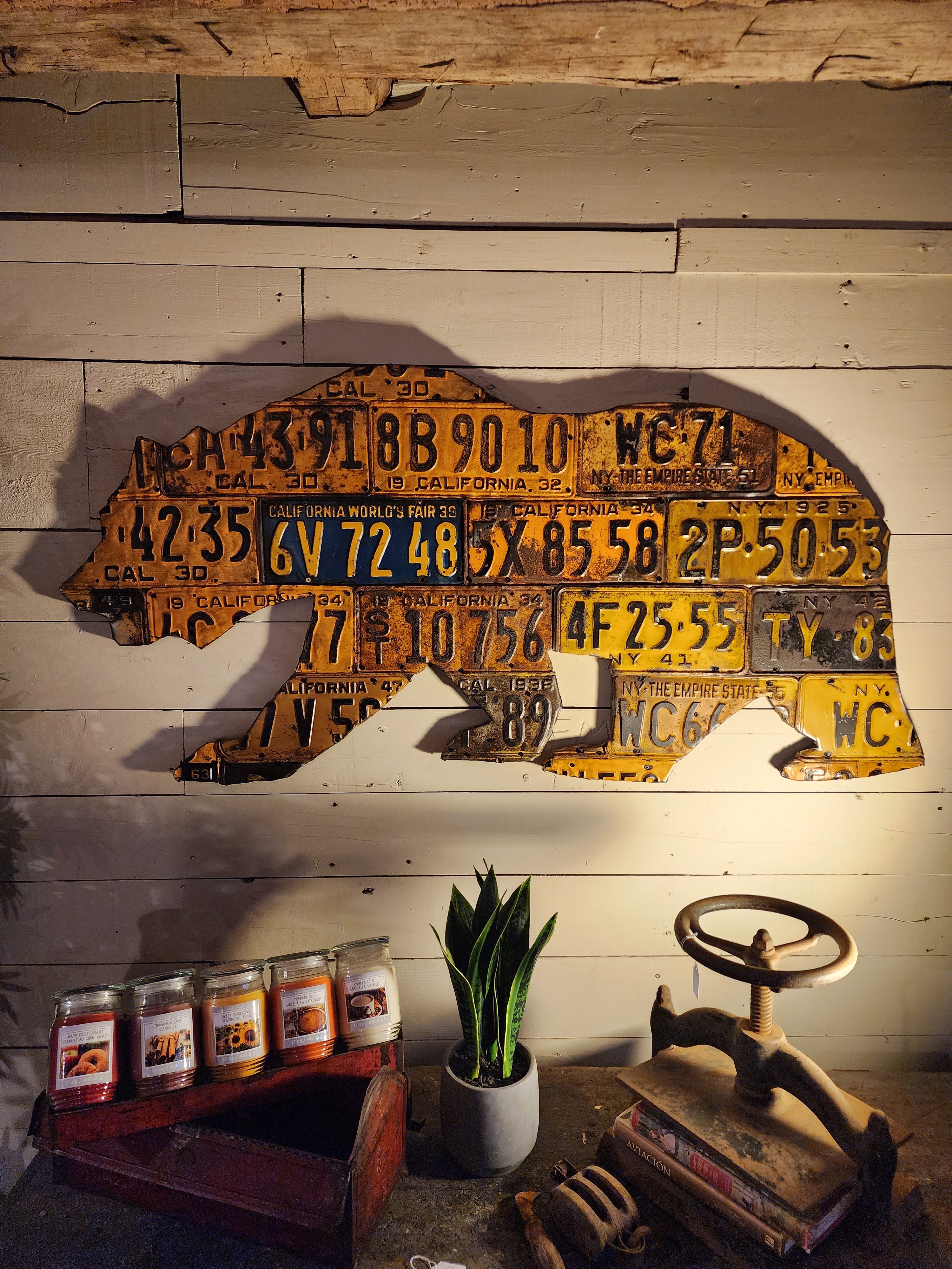 Vintage License Plate Bear by The Olde 1840