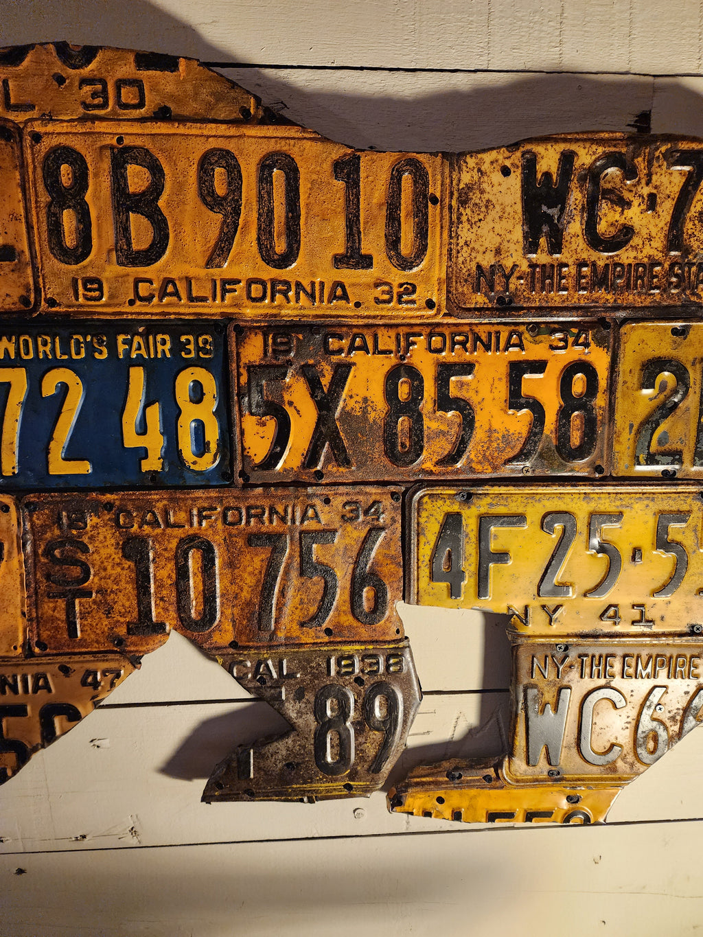 Vintage License Plate Bear Sculpture – by The Olde 1840