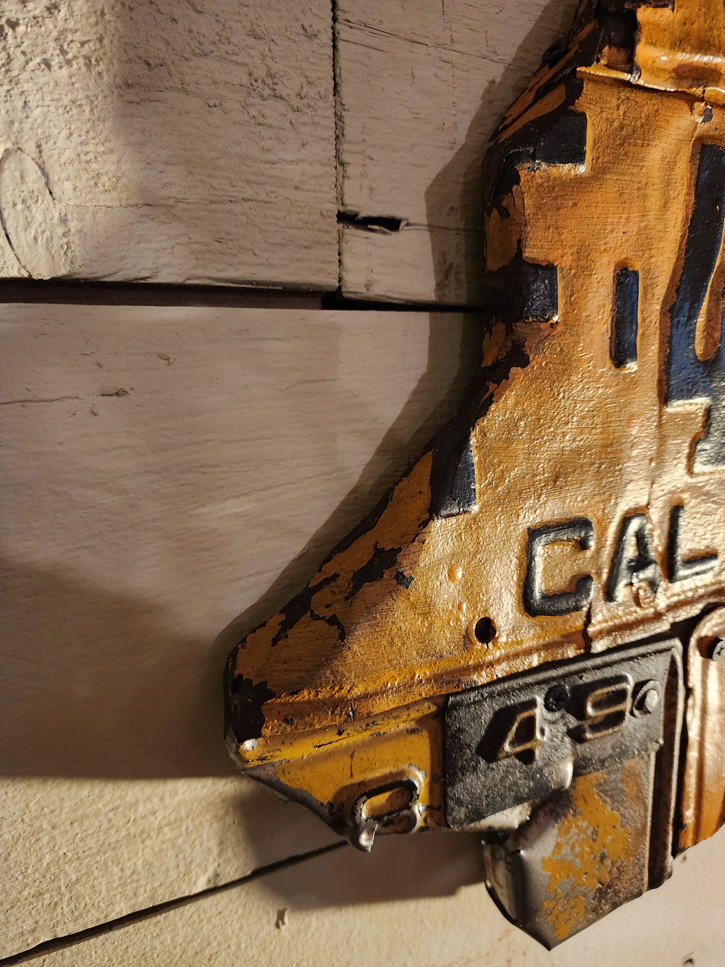 Vintage License Plate Bear Sculpture – by The Olde 1840