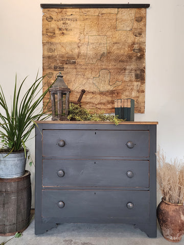 Antique Pine Chest of Drawers