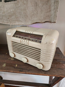 Vintage 1930s RCA Victor Radio with NEW Bluetooth Speaker