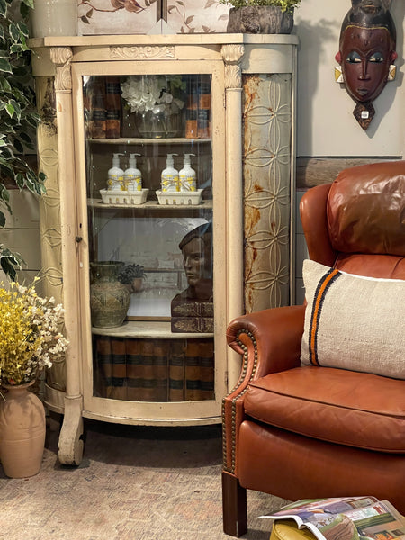 1930s Display/Curio Cabinet