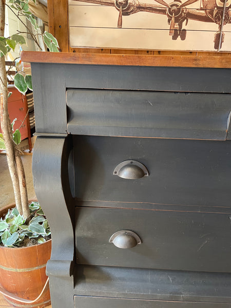 Vintage Empire Farmhouse Dresser in Obsidian Black with Natural Wood Top