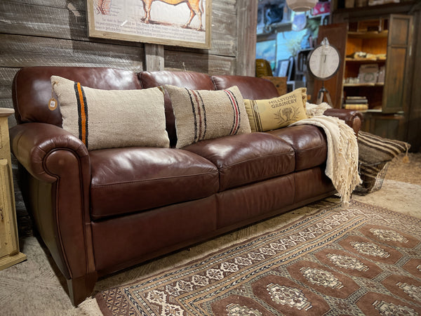 Rich Chestnut Leather Sofa – Timeless Comfort & Style