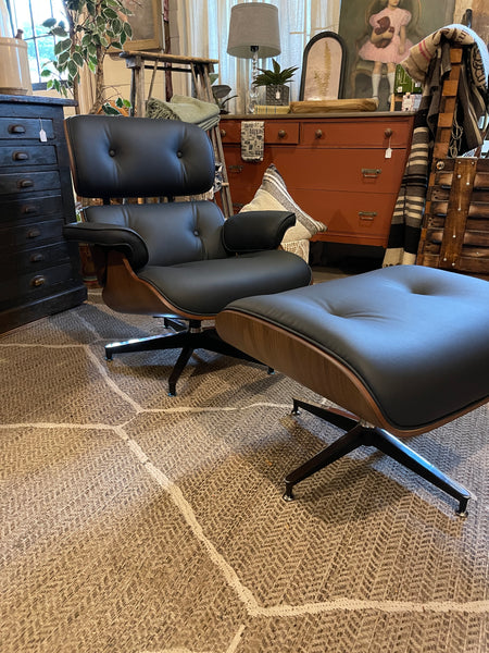 Mid-Century Modern Eames-Style Lounge Chair & Ottoman – Walnut & Black Leather Replica (Brand New)