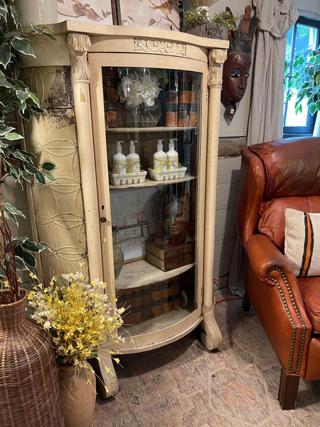 1930s Display/Curio Cabinet