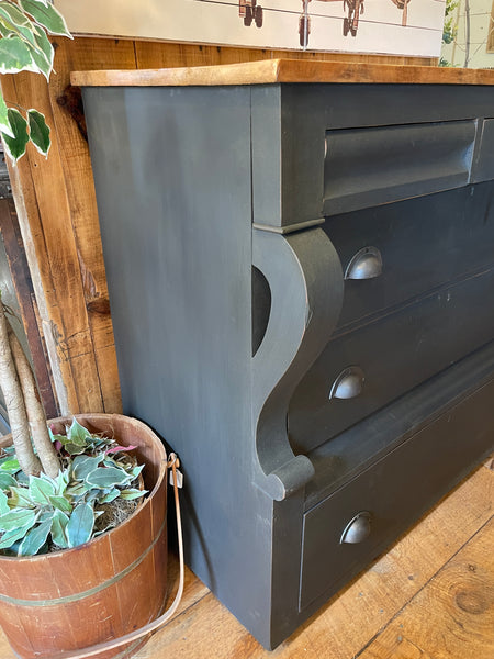 Vintage Empire Farmhouse Dresser in Obsidian Black with Natural Wood Top