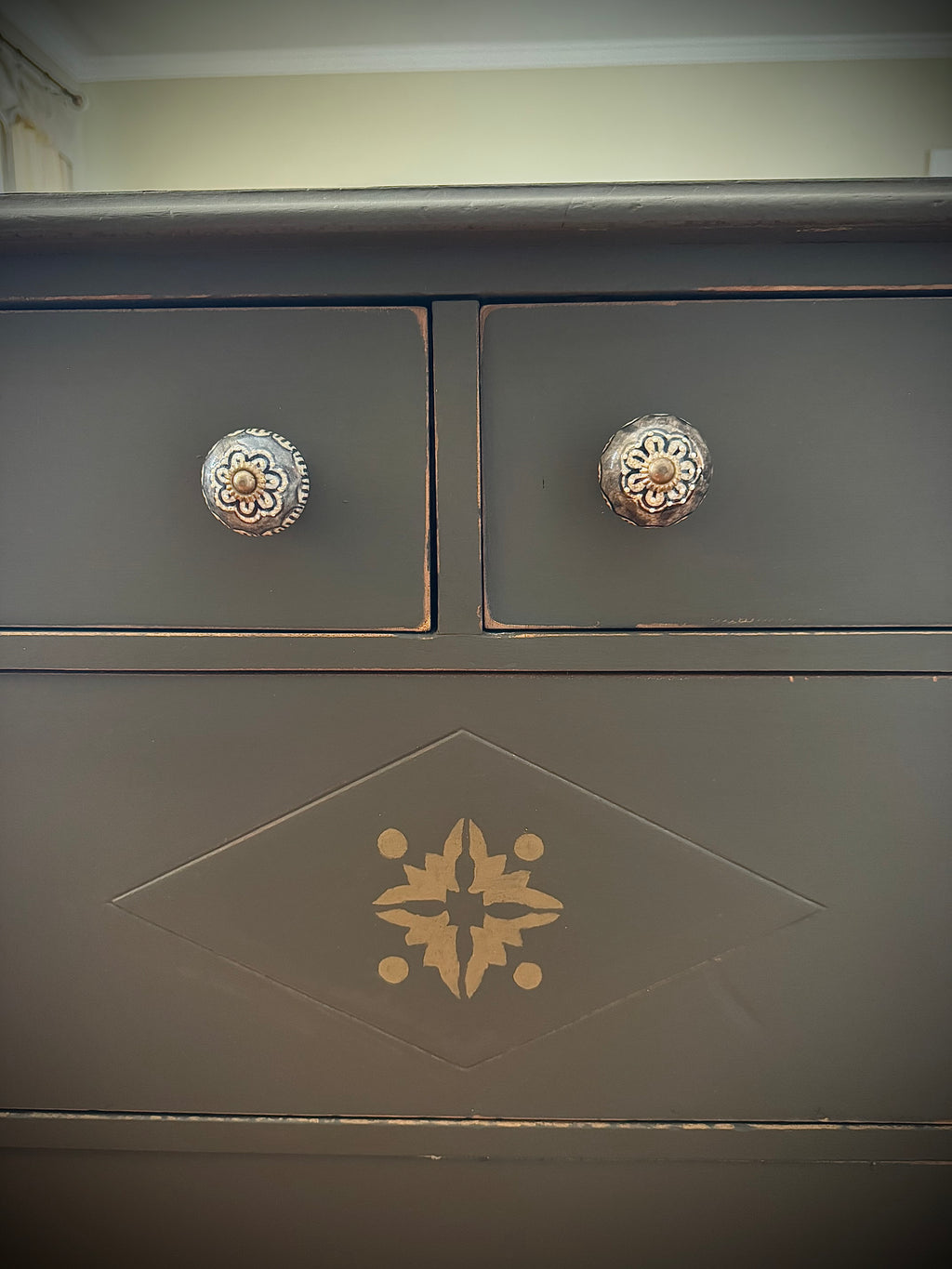 Vintage Sideboard Buffet Dresser