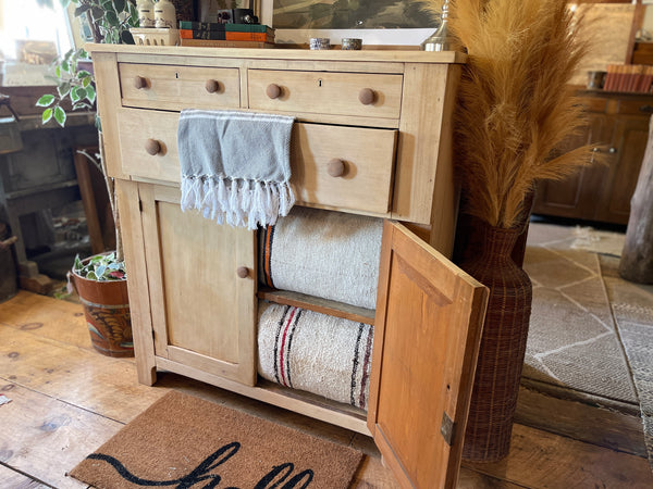 Natural Pine Farmhouse Dresser with Cabinet