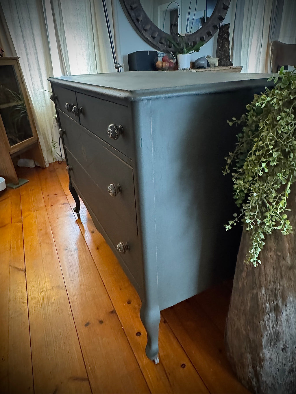 Vintage Sideboard Buffet Dresser