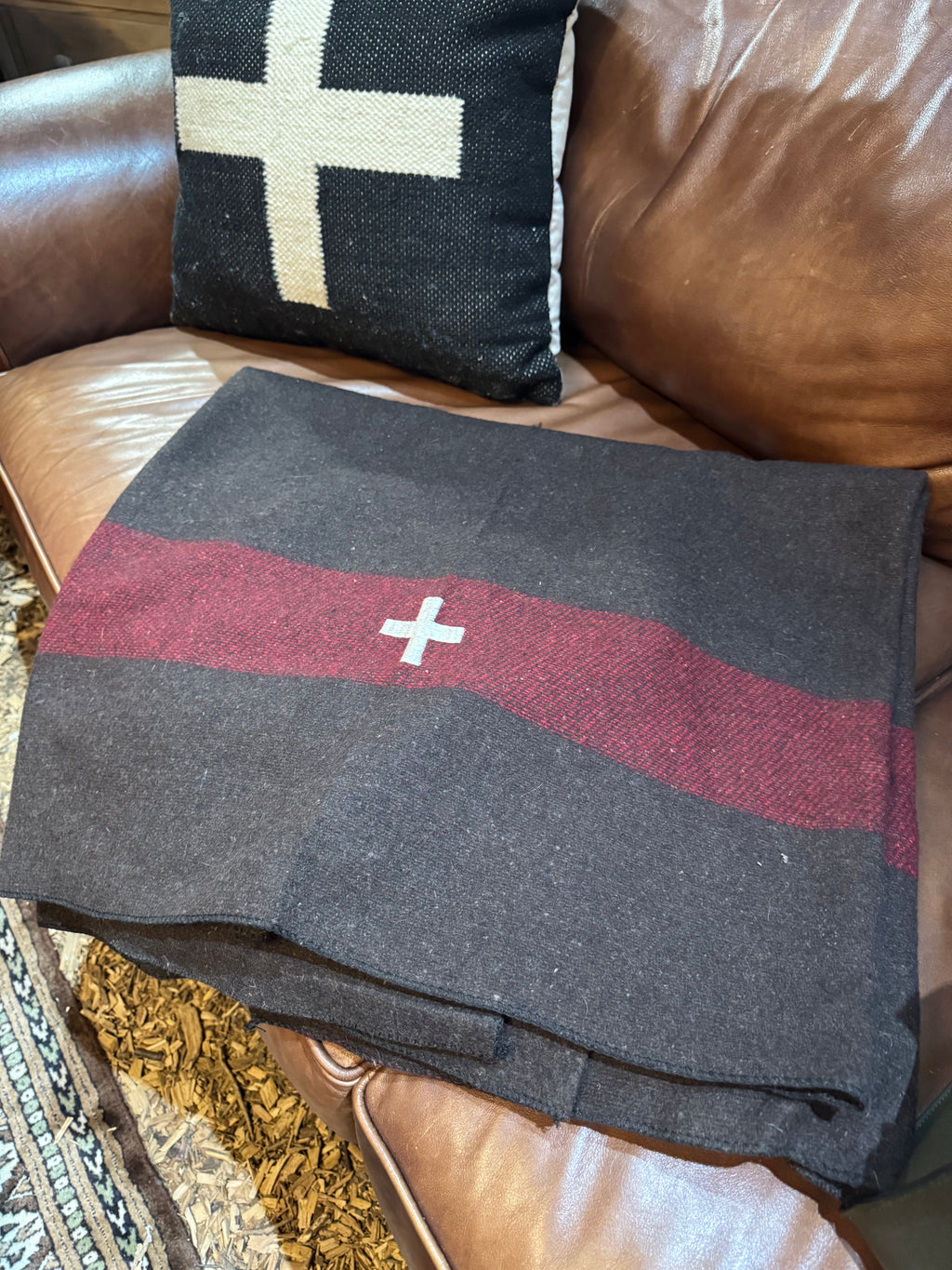 Swiss Army Wool Blanket - Large – Blankets by The Olde 1840