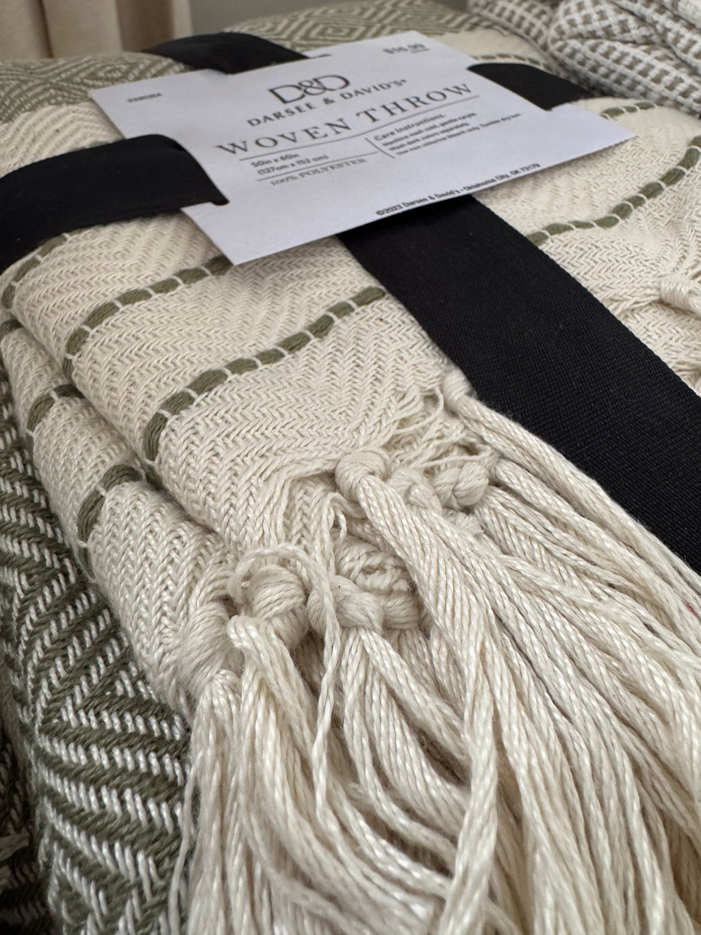Sage & White Woven Throw Blanket – Blankets by The Olde 1840
