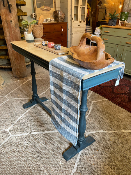 Accent Farmhouse Sofa/Entry Table
