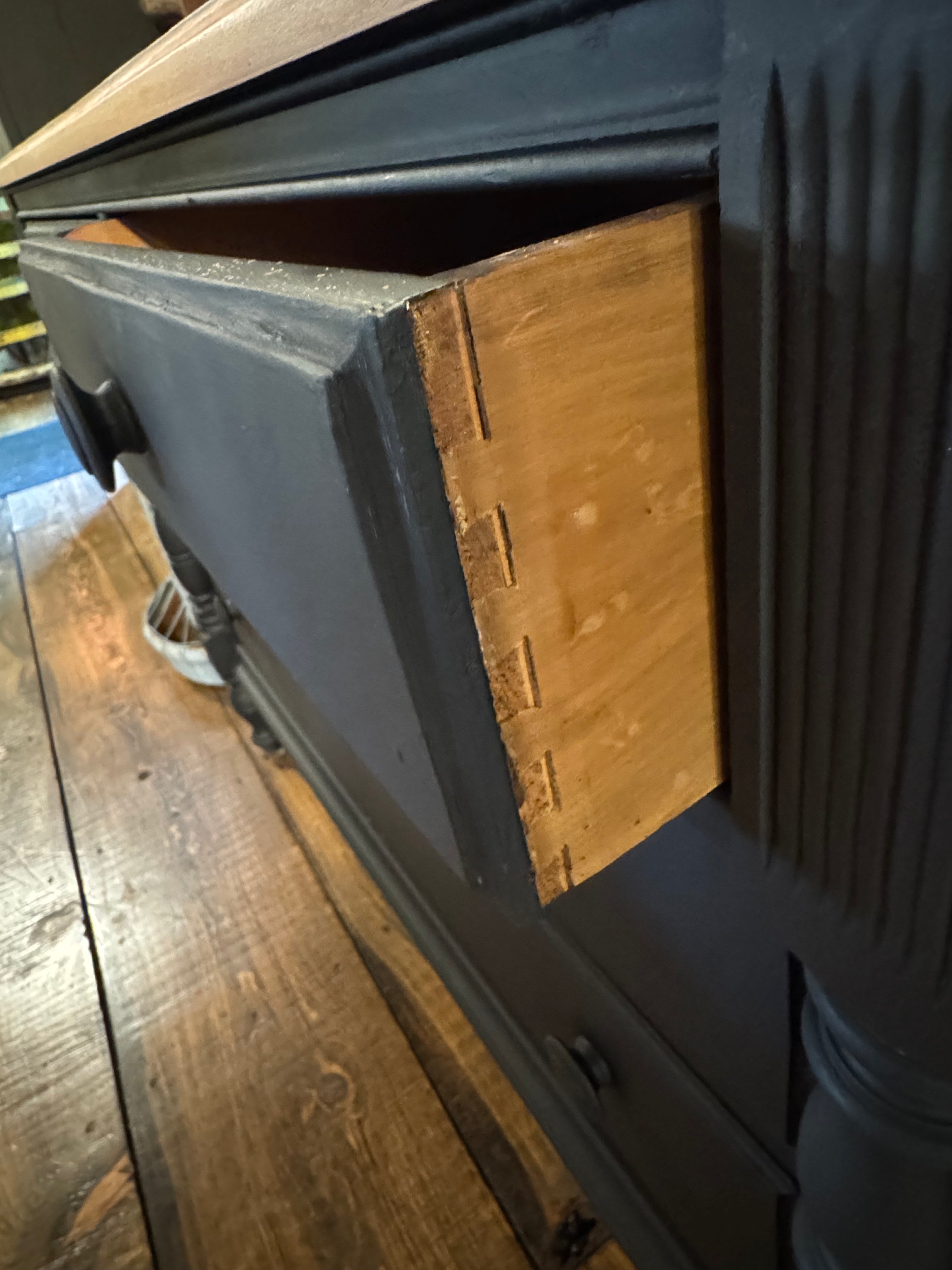 Vintage Chest of Drawers Dresser