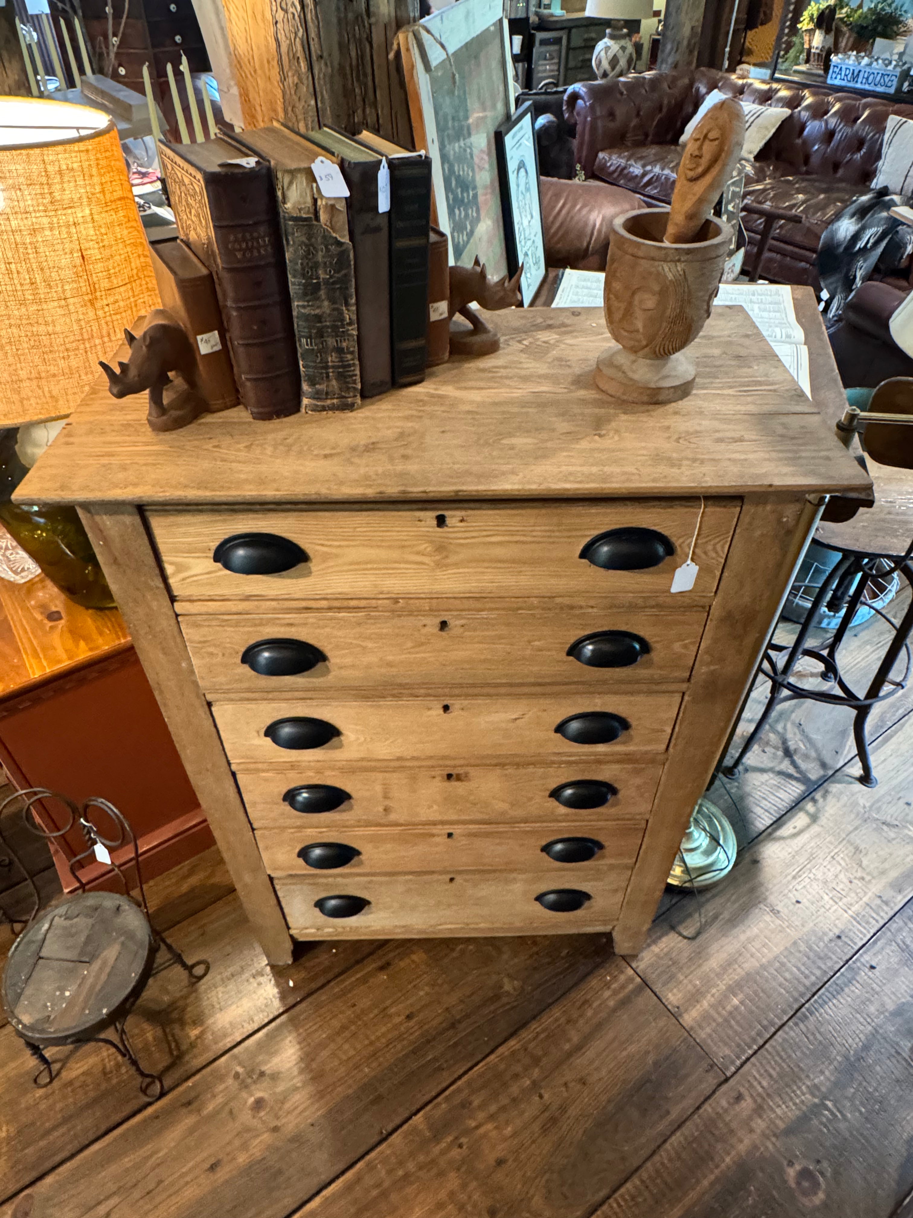 Vintage Oak Chest of Drawers