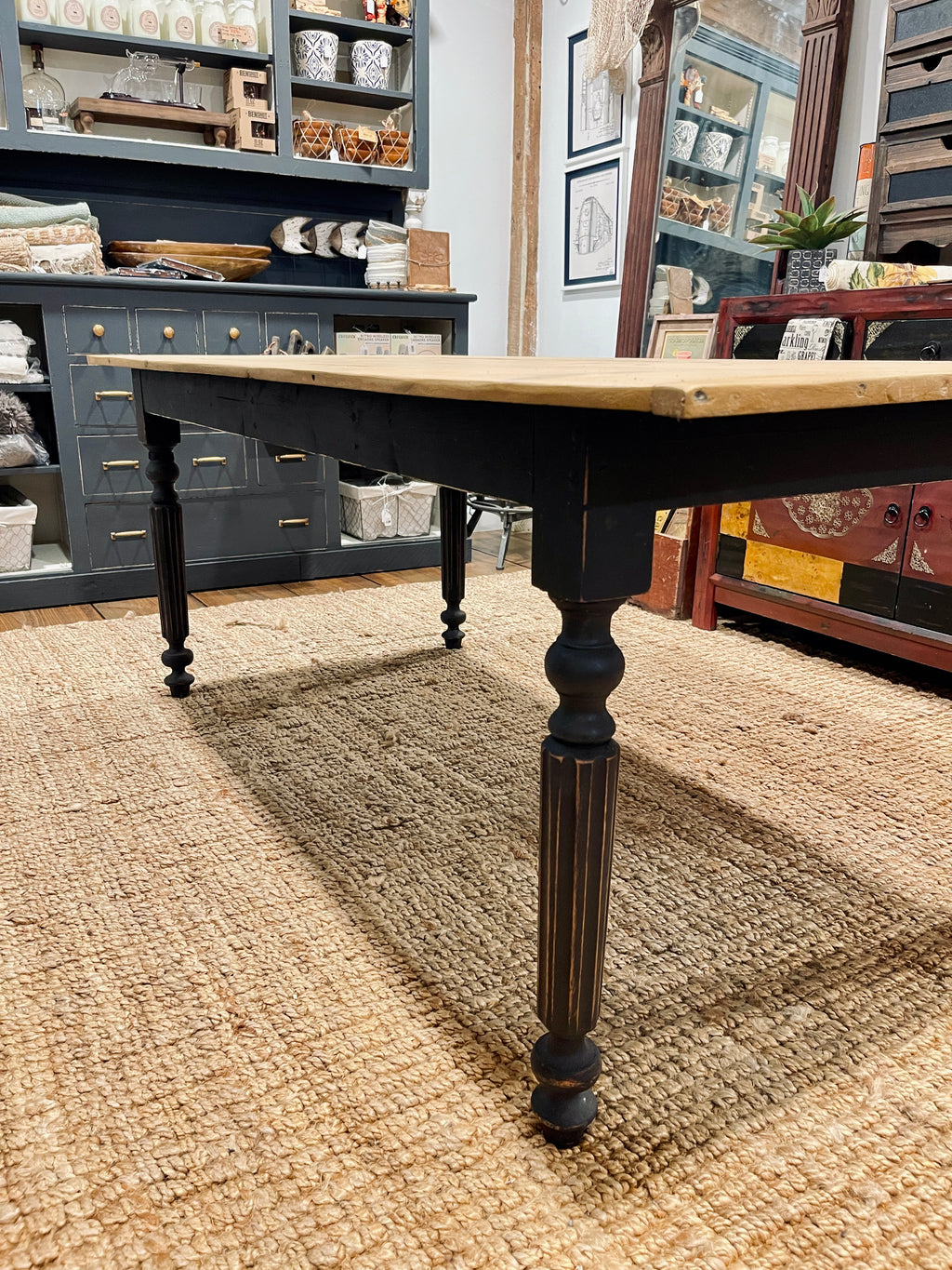 Chic Farmhouse Harvest Table - 72L x 34W x 28H