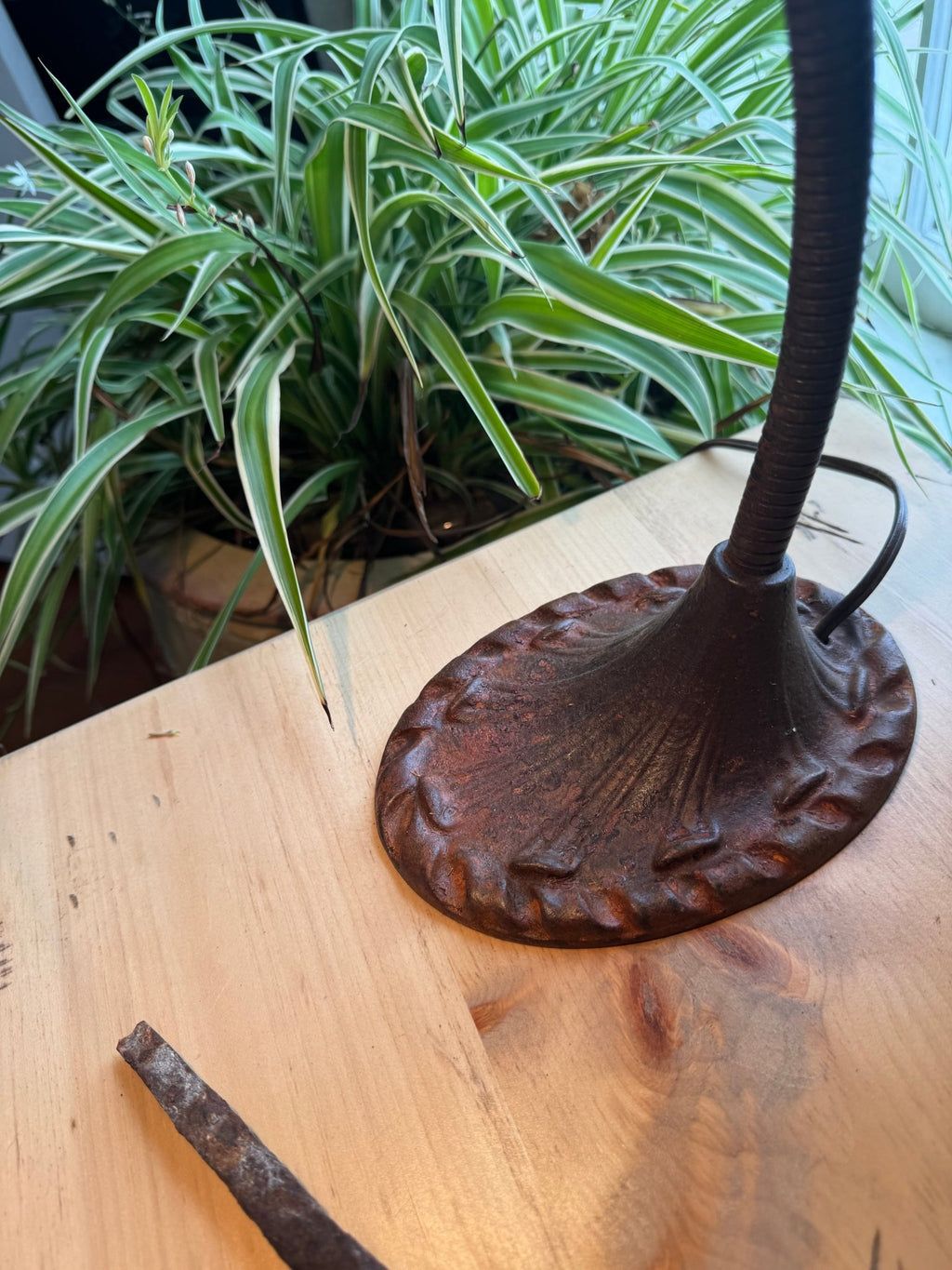 Antique Cast Iron Gooseneck Desk Lamp – Lamps by The Olde 1840