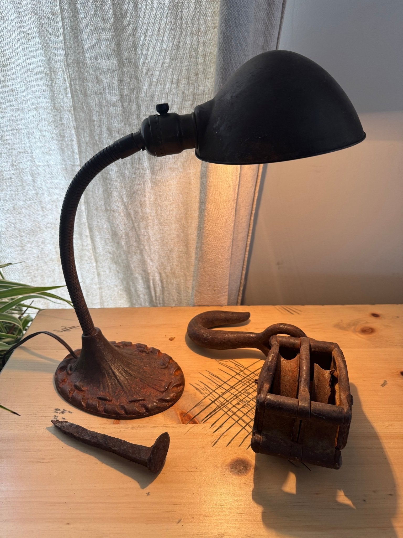 Antique Cast Iron Gooseneck Desk Lamp – Lamps by The Olde 1840