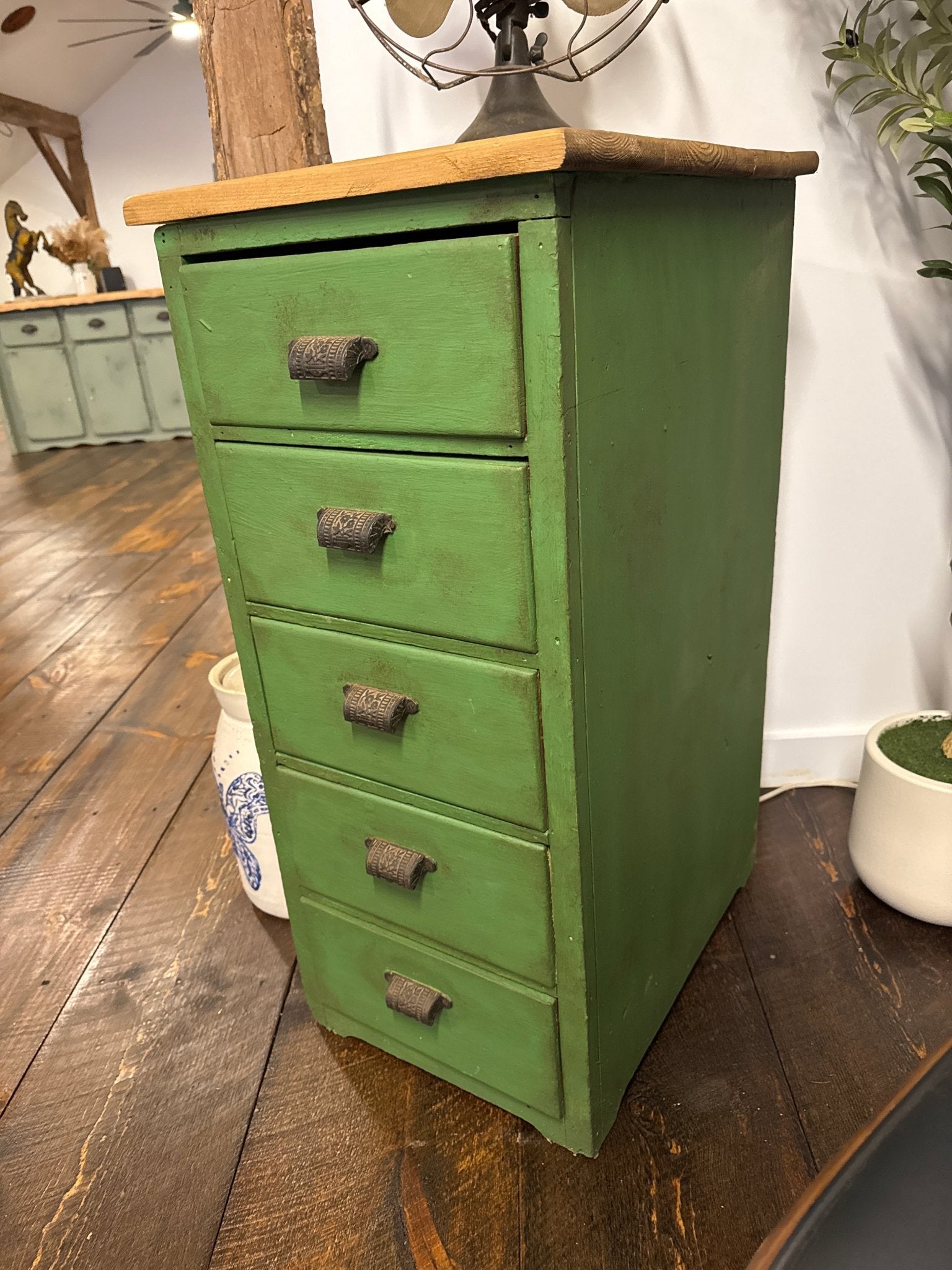 Antique Chest of Drawers – Dresser by The Olde 1840
