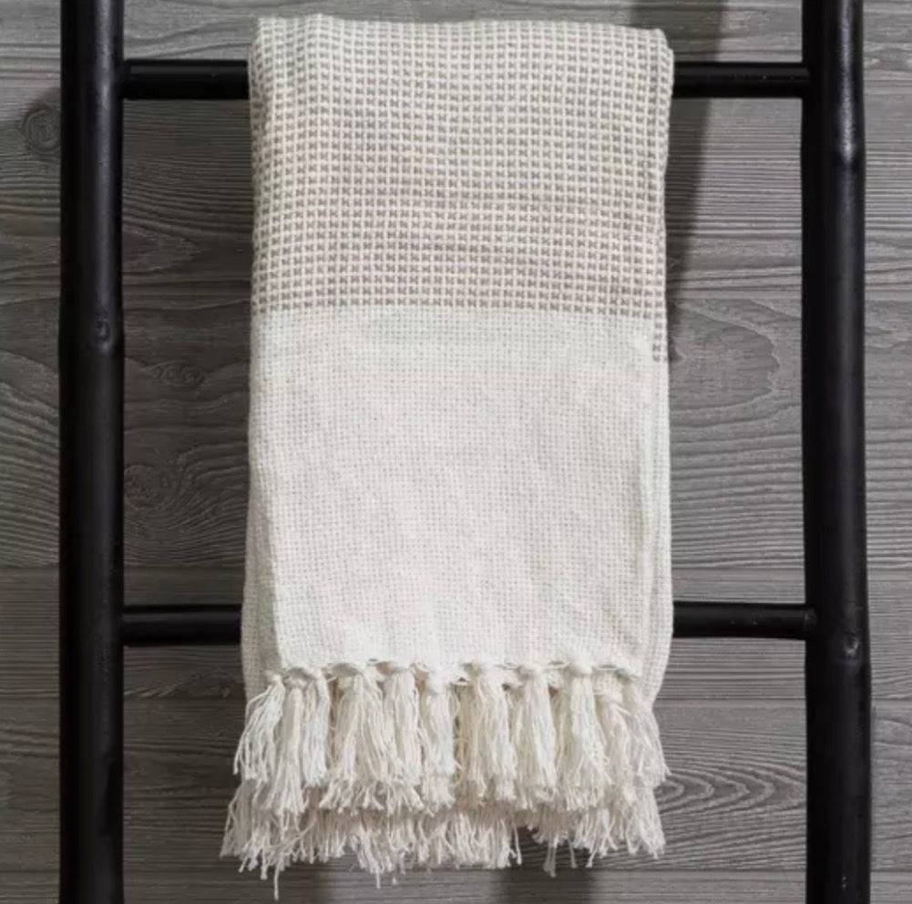 Beige & White Woven Throw Blanket – Blankets by The Olde 1840