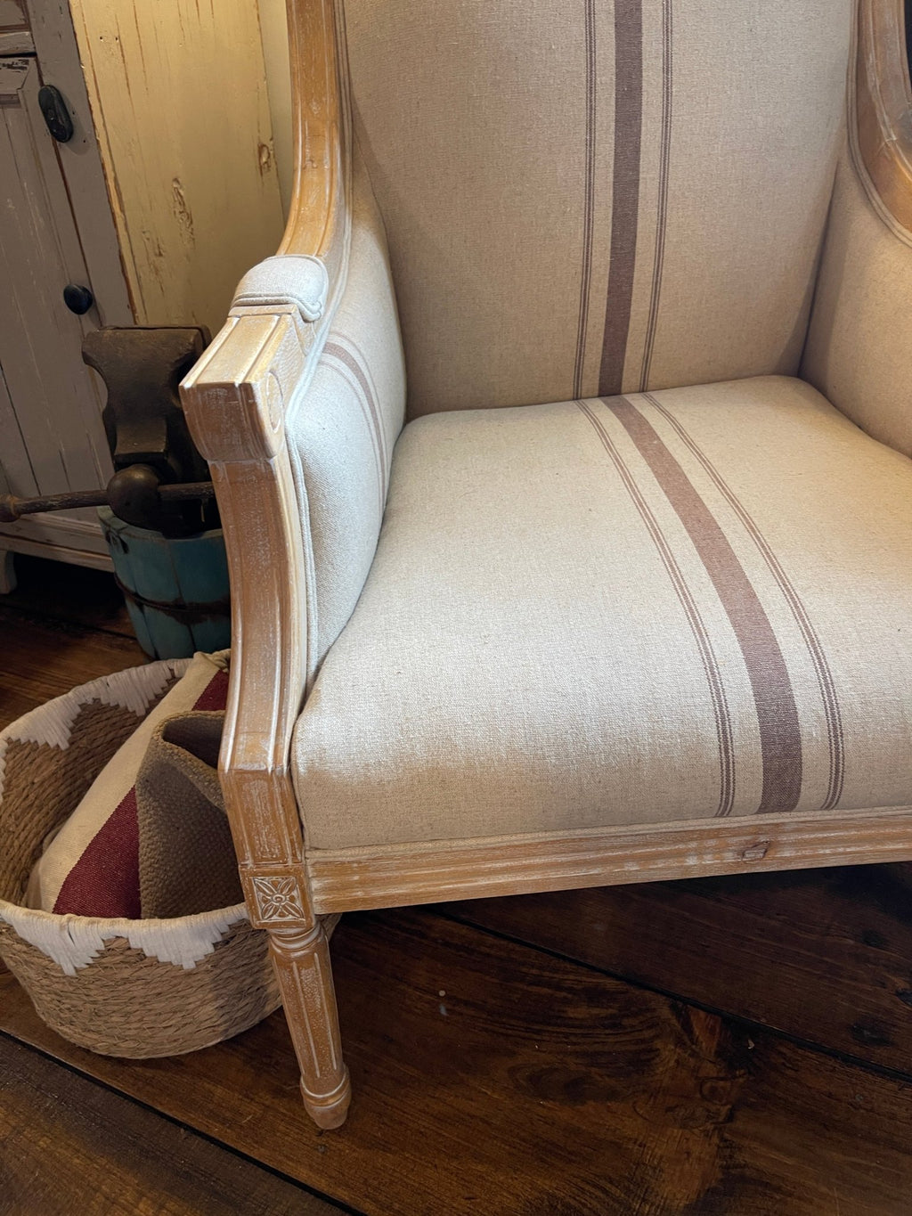French Country Striped Accent Chair - Distressed Wood – Accent Chairs by The Olde 1840