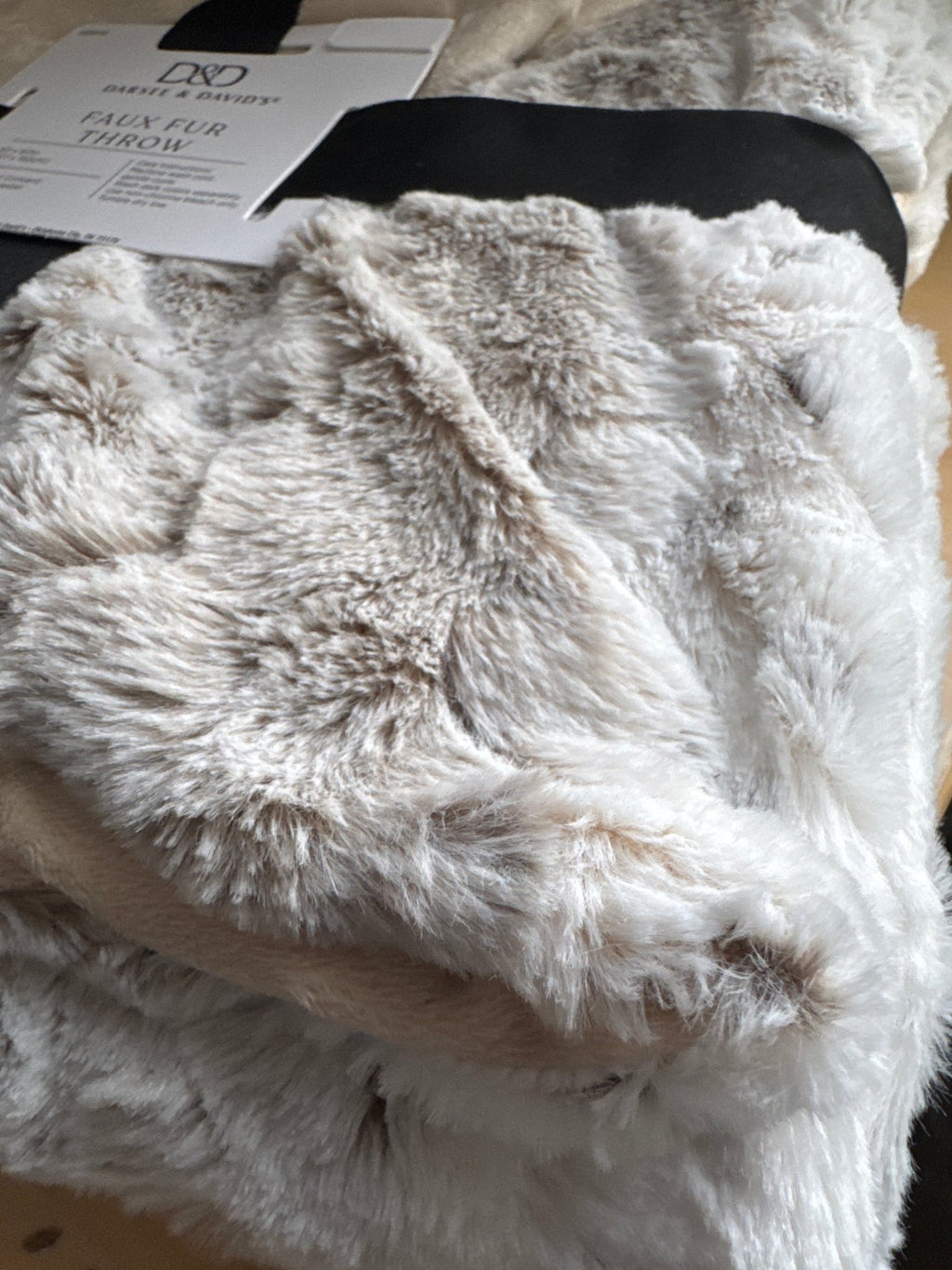Fur Throw Blanket – Blankets by The Olde 1840