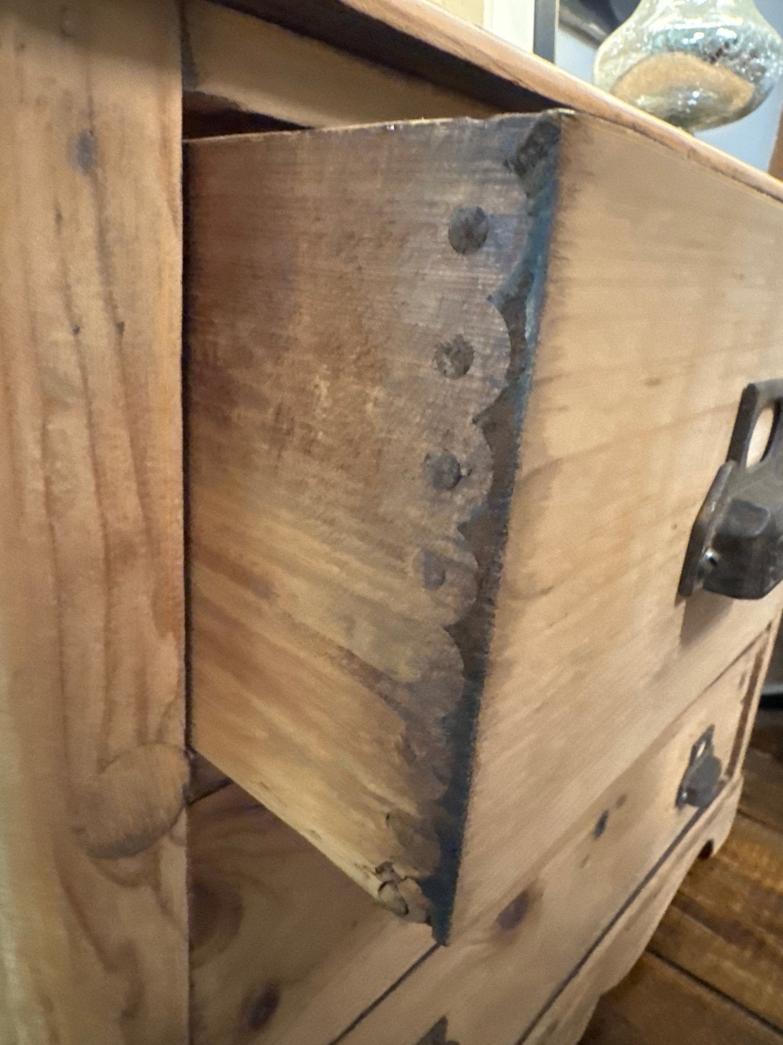 Knapp Joint Chest of Drawers Dresser – Dresser by The Olde 1840