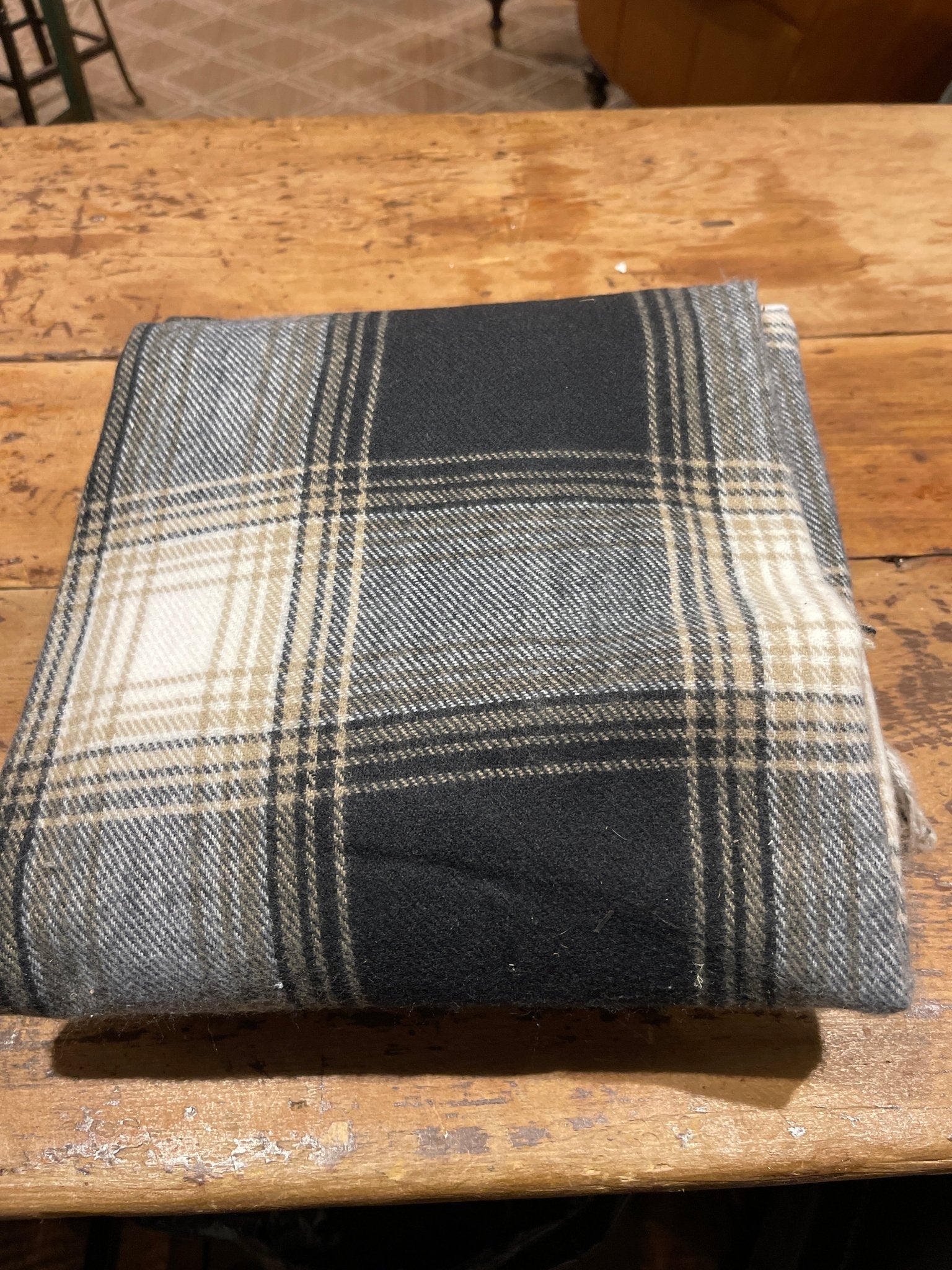 Plad Throw – by The Olde 1840