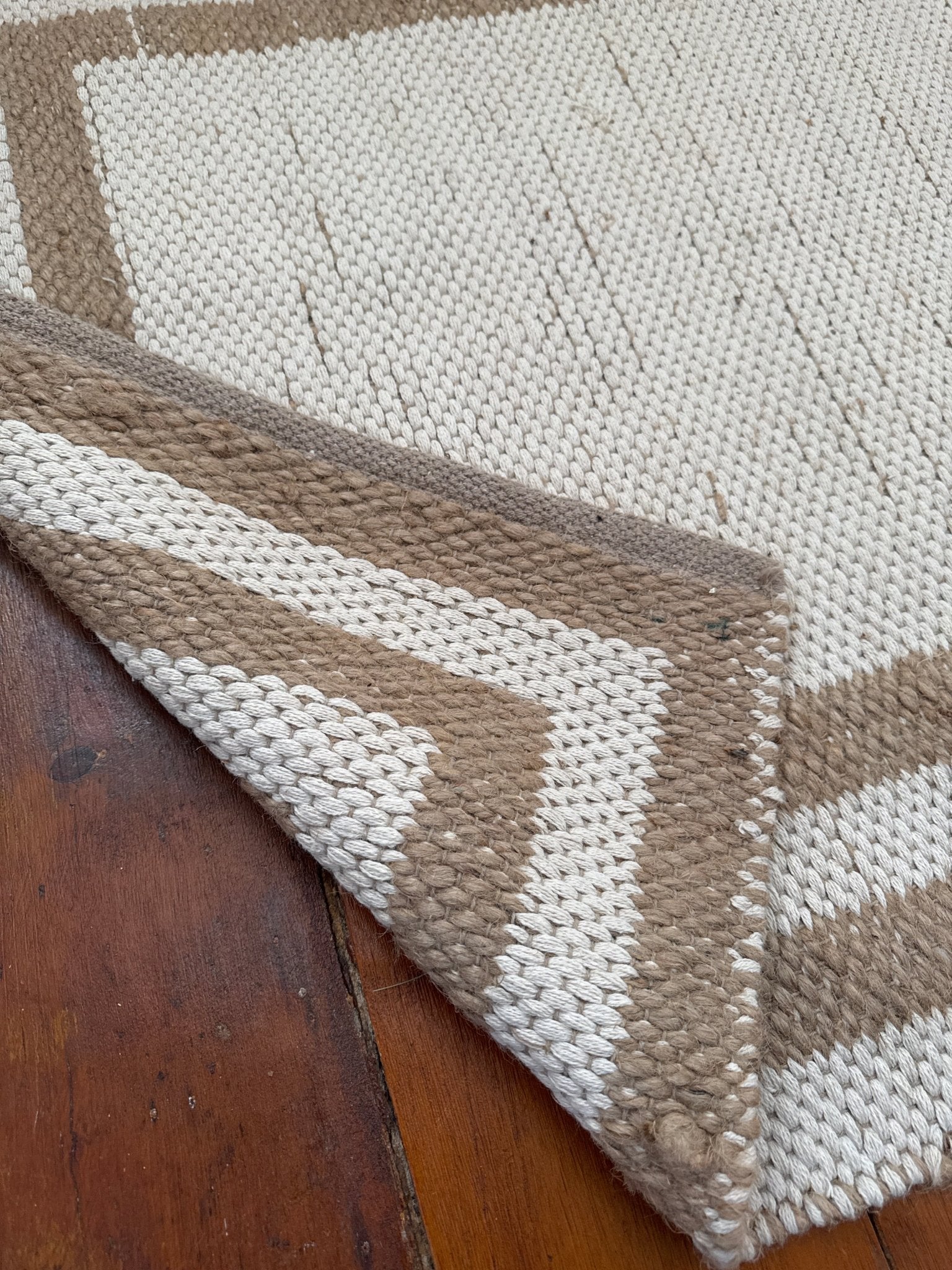 Reversible Jute Rug 36” x 60” – Accent Rug by The Olde 1840