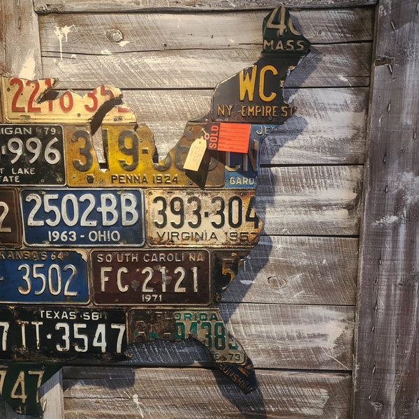 Handcrafted USA Map Wall Art – Vintage License Plates