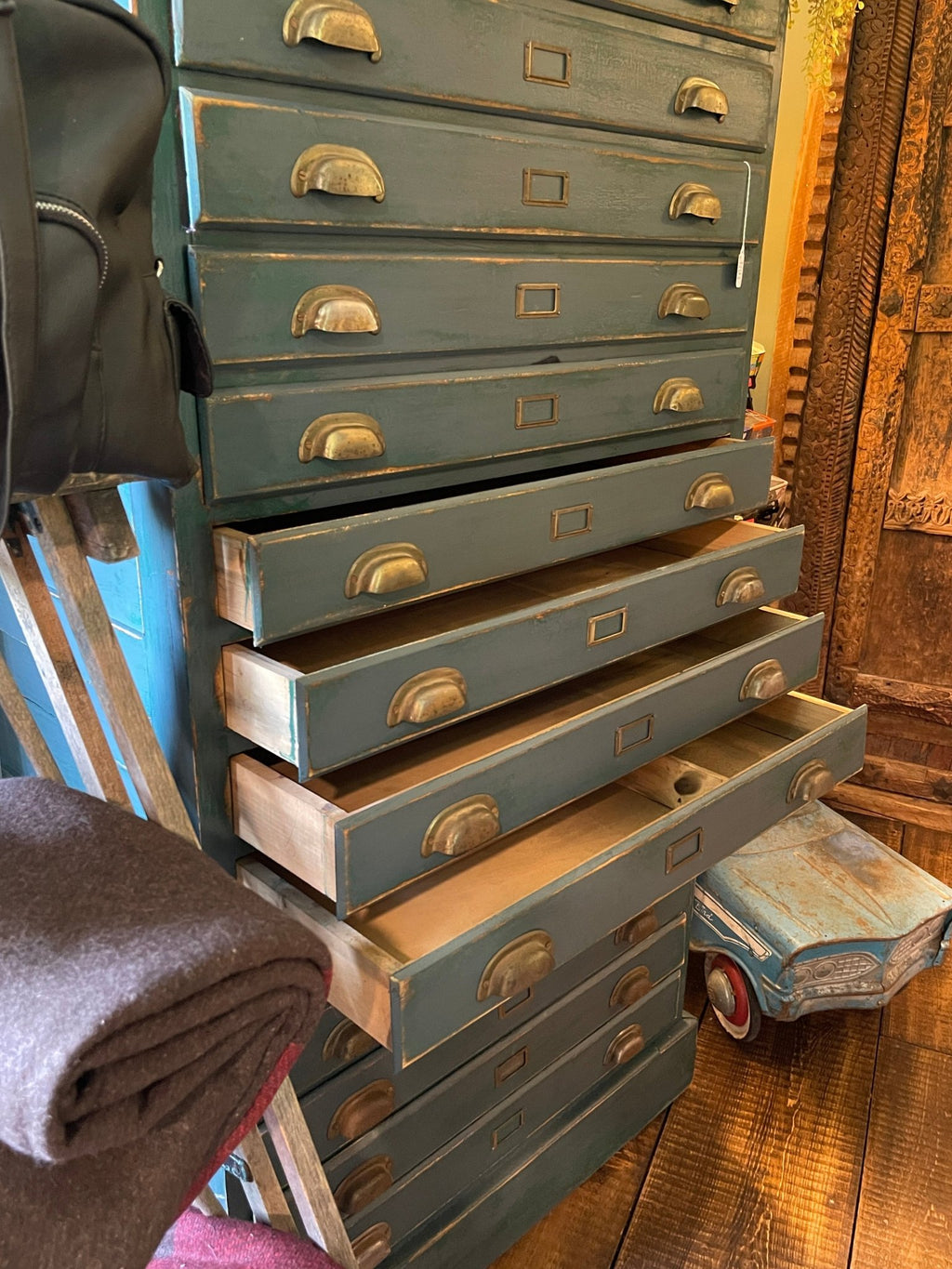 Vintage Industrial Flat File Cabinet / Blueprint Cabinet – Furniture by The Olde 1840