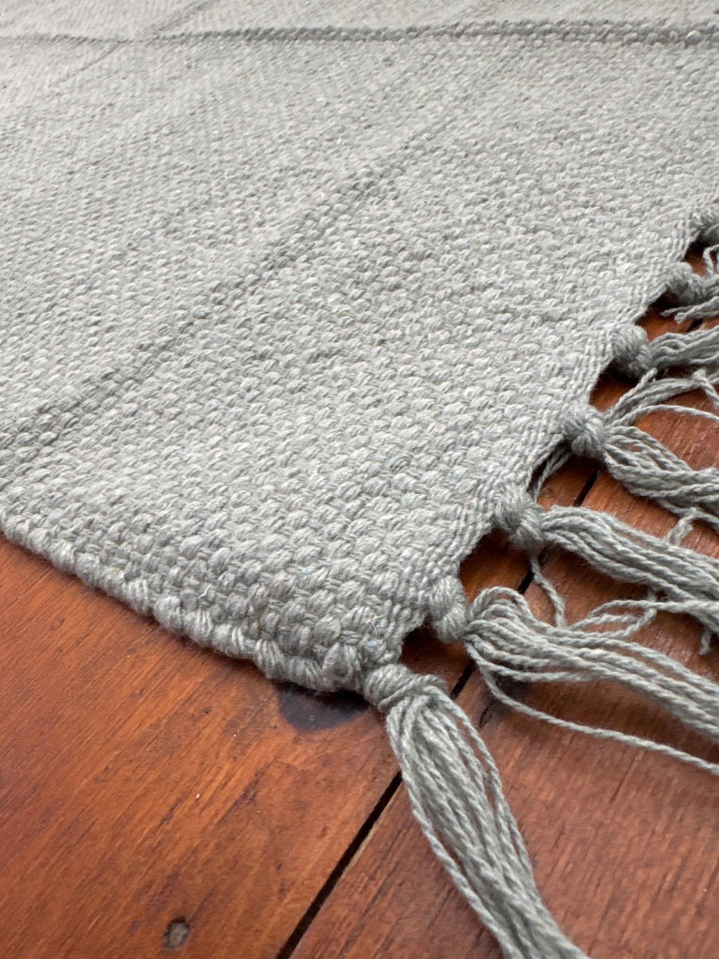 Woven Tassel Rug - 24” x 36” – Accent Rug by The Olde 1840