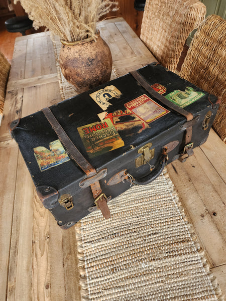 Vintage Leather Traveler Luggage