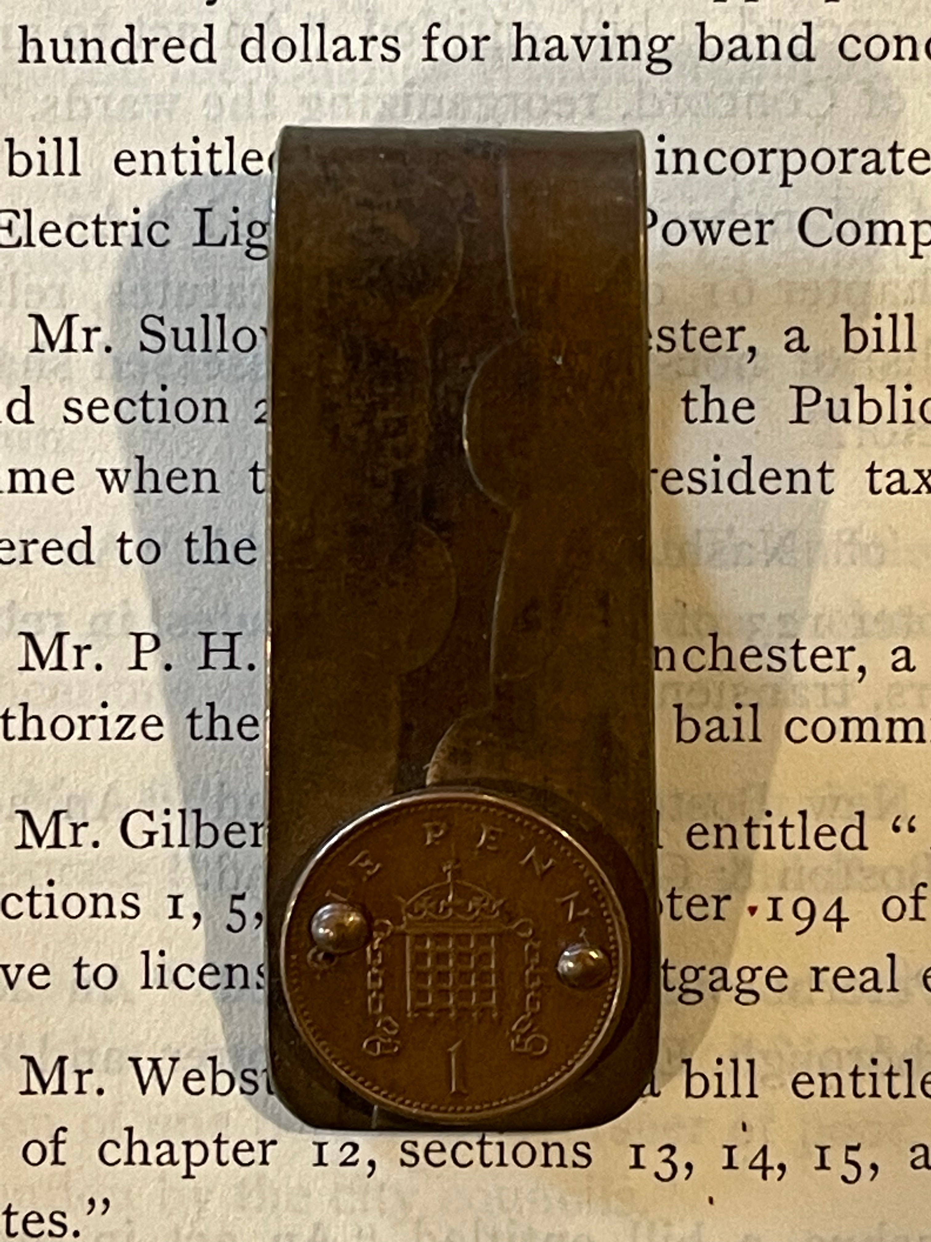 World Coin Money Clip - United Kingdom by The Olde 1840